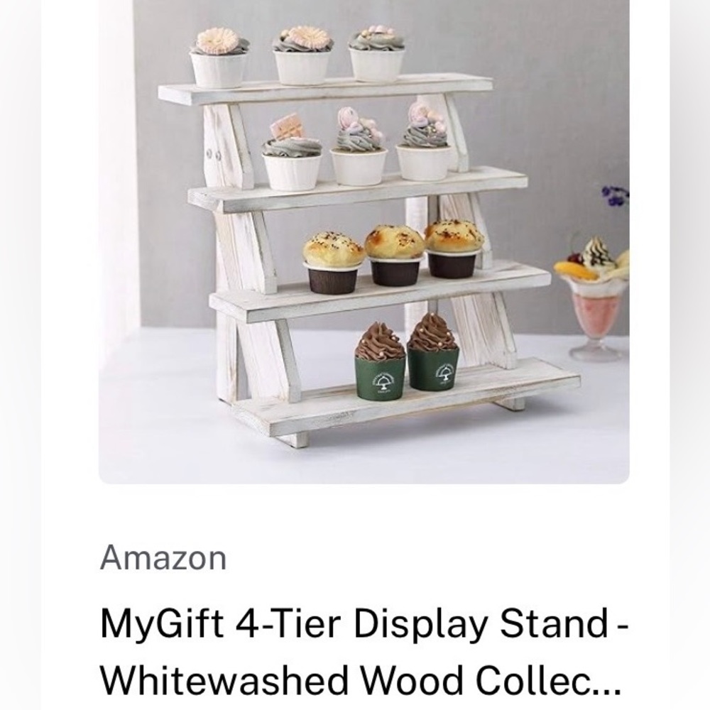 Tiered serving set